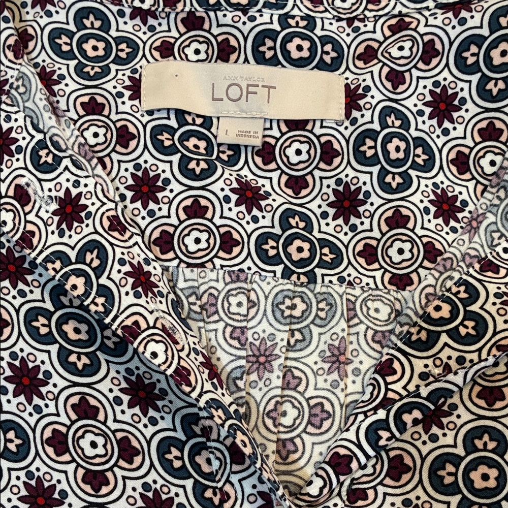 LOFT Navy, Burgundy & Cream Patterned V-Neck Top